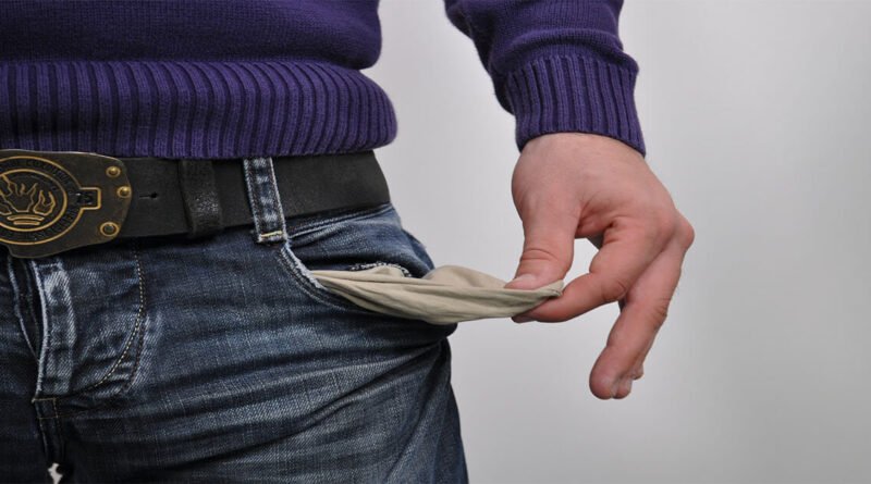 how to save money for students